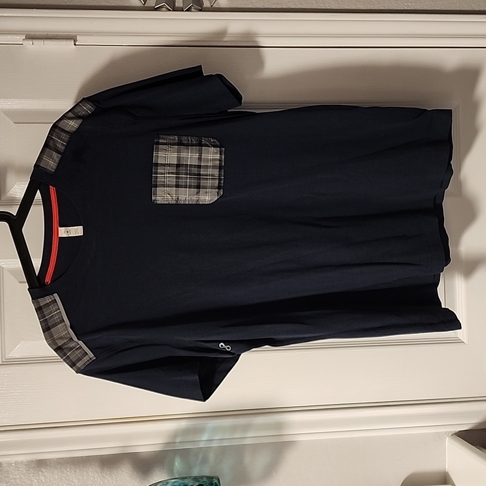 Lululemon Athletica Blue Plaid mens XL shirt with pockets. Vintage Lulu